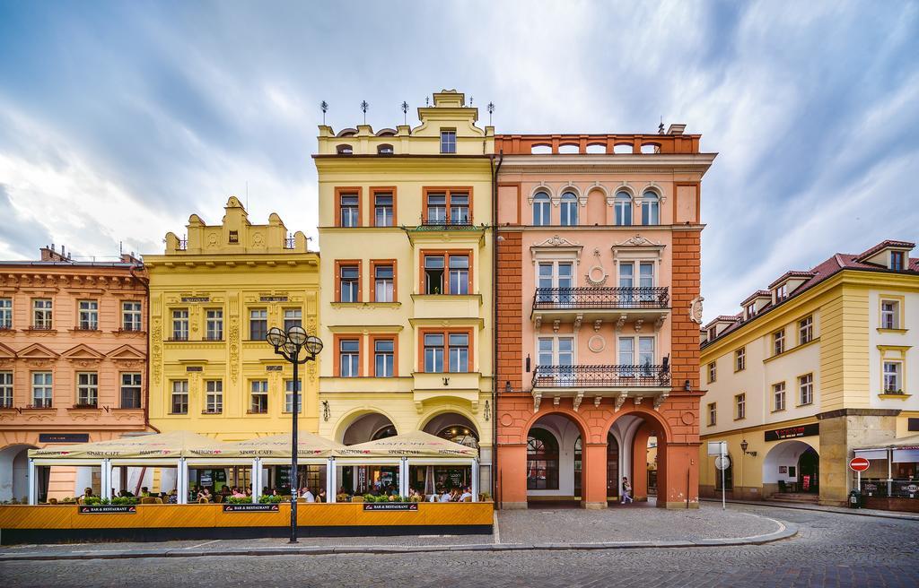 Rooftop Triplex Apartment In Centre Hradec Kralove Luaran gambar