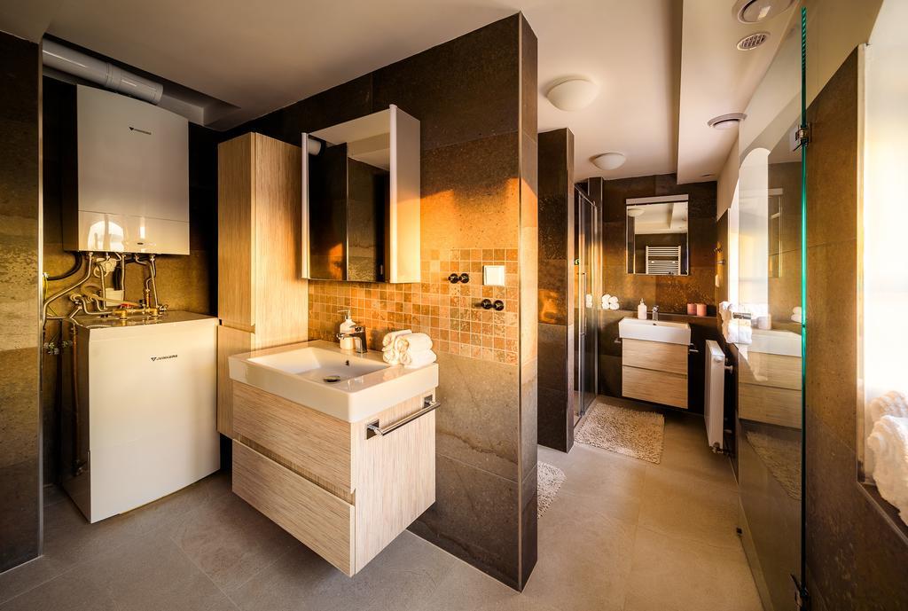 Rooftop Triplex Apartment In Centre Hradec Kralove Luaran gambar